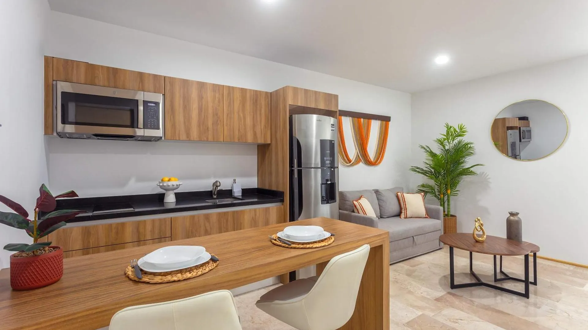 5Th-Floor Apartment With Ocean Views Rooftop Pool Playa del Carmen