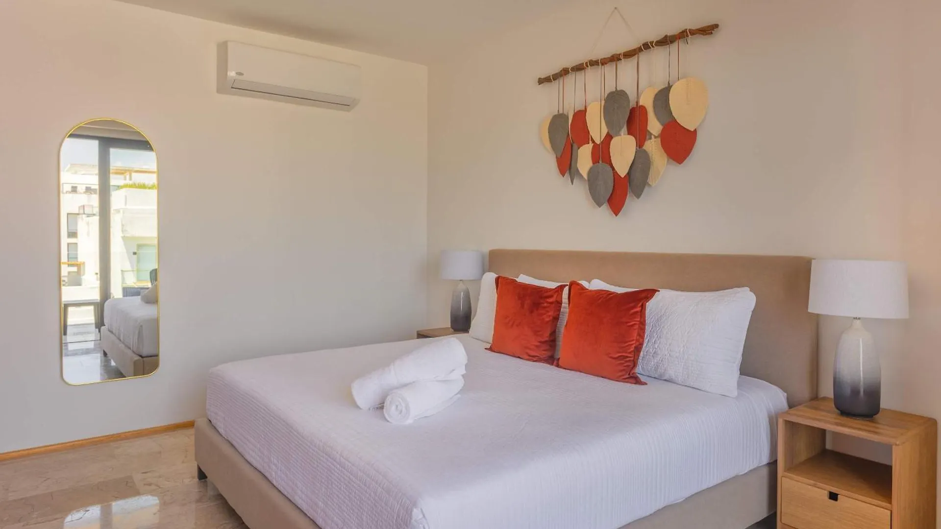 5Th-Floor Apartment With Ocean Views Rooftop Pool Playa del Carmen
